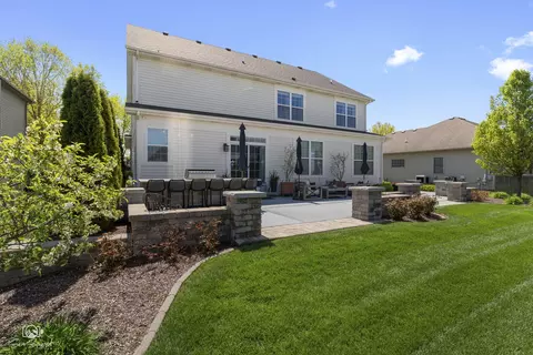Exterior - 16436 S Mueller Cir, Plainfield, IL 60586 photo 5 of 8