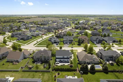 View/Area - 16436 S Mueller Cir, Plainfield, IL 60586 photo 4 of 5