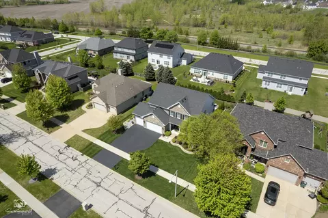 View/Area - 16436 S Mueller Cir, Plainfield, IL 60586 photo 2 of 5