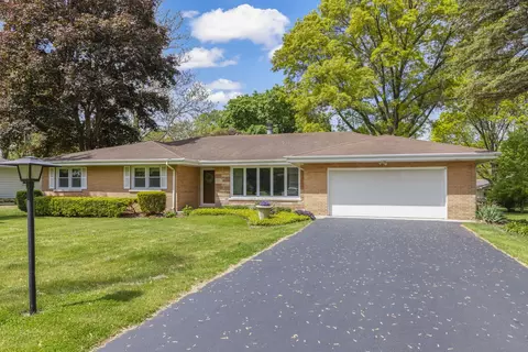 350 S Kenilworth Ave, Glen Ellyn, IL 60137