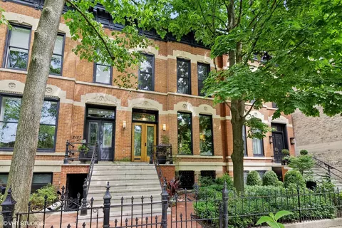 2123 N Sedgwick St, Chicago, IL 60614