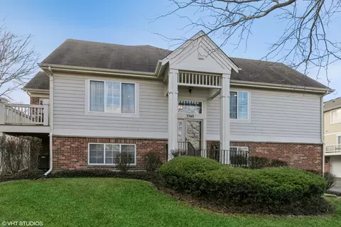 3340 Cameron Dr, Elgin, IL 60124