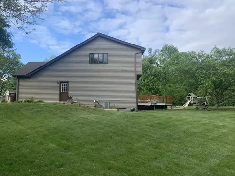 Exterior - Undisclosed, Harvard, IL 60033 photo 4 of 6