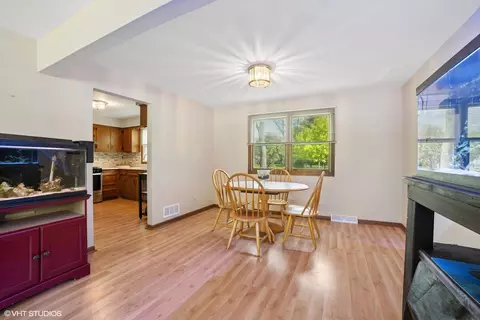 Dining - 86 Brookside Dr, Elgin, IL 60123 photo 1 of 1