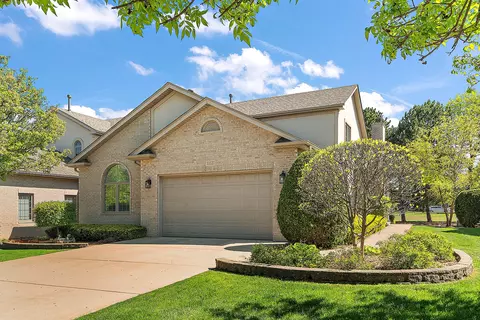 11127 Karen Dr, Orland Park, IL 60467