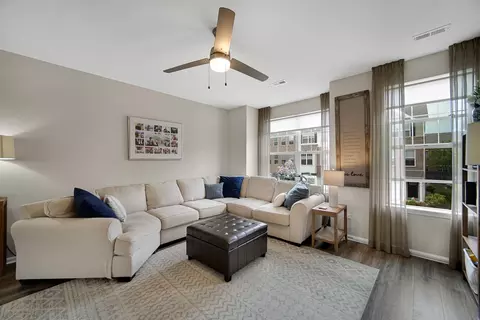 Living - 29 Grey Wolf Dr, Wheeling, IL 60090 photo 2 of 3