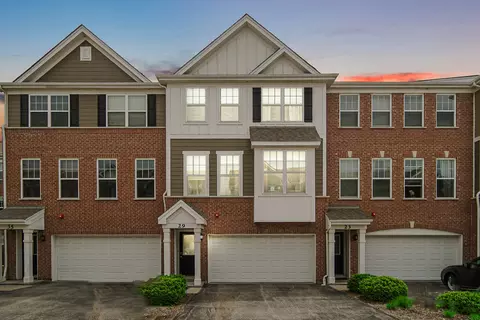 Exterior - 29 Grey Wolf Dr, Wheeling, IL 60090 photo 4 of 4