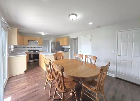 Other - 1750 Ridgewood Ln, Hoffman Estates, IL 60192 photo 2 of 6