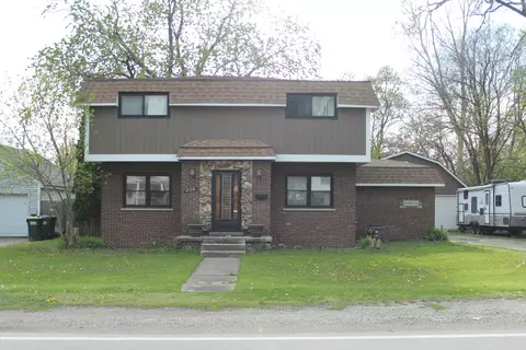 2138 N Hawthorne Ave, Melrose Park, IL 60164