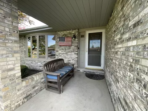 Exterior - 5125 148th Ct, Midlothian, IL 60445 photo 4 of 5