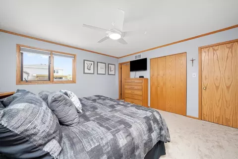 Bedroom - 5125 148th Ct, Midlothian, IL 60445 photo 2 of 5