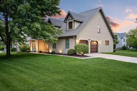 13362 S Golden Meadow Dr, Plainfield, IL 60585