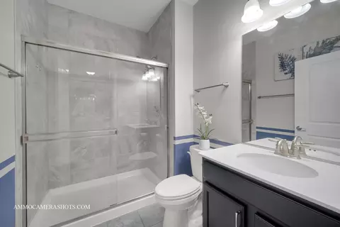 Bath - 4324 Conifer Rd, Naperville, IL 60564 photo 6 of 6