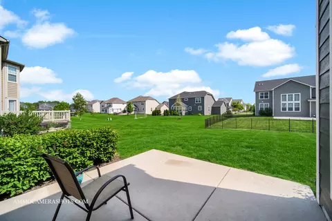 Exterior - 4324 Conifer Rd, Naperville, IL 60564 photo 3 of 5