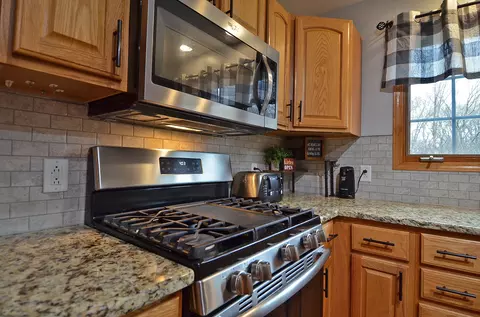 Kitchen - 3542 E 2089th Rd, Serena, IL 60549 photo 6 of 7