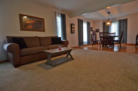 Living - 3542 E 2089th Rd, Serena, IL 60549 photo 4 of 5