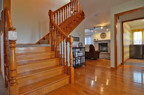 Entry Way - 3542 E 2089th Rd, Serena, IL 60549 photo 2 of 4