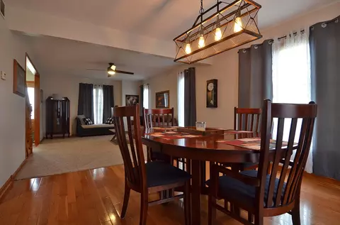 Dining - 3542 E 2089th Rd, Serena, IL 60549 photo 2 of 3