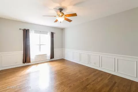 Living - 921 Eineke Blvd, Algonquin, IL 60102 photo 3 of 3