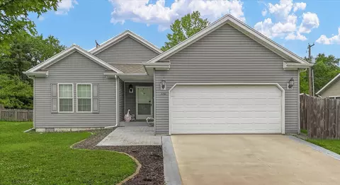 2210 E Michigan Ave, Urbana, IL 61802