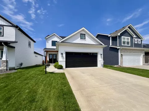 3133 Palmer Dr, Champaign, IL 61822 photo 2