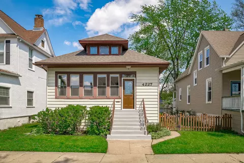 4227 Raymond Ave, Brookfield, IL 60513