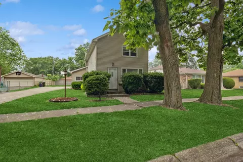 18526 Morris Ave, Homewood, IL 60430