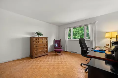 1612 Gamon Rd, Wheaton, IL 60189 photo 19