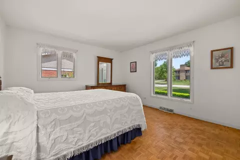 1612 Gamon Rd, Wheaton, IL 60189 photo 20