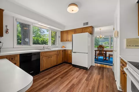 1612 Gamon Rd, Wheaton, IL 60189 photo 12