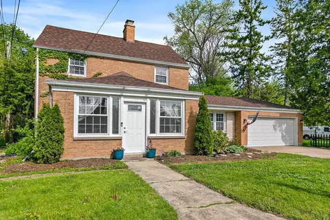 616 Kirk Ave, Elgin, IL 60120