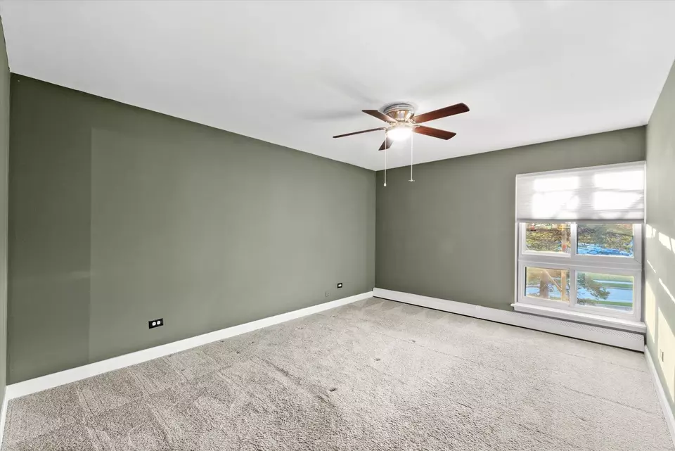 Bedroom - 1926 Prairie Sq #234, Schaumburg, IL 60173 photo 1 of 3