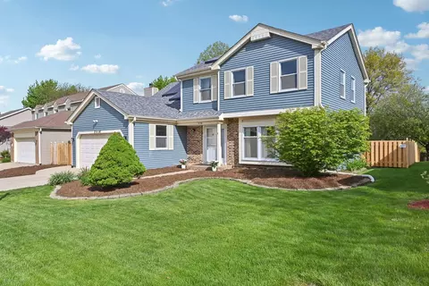 27 W140 Churchill Rd, Winfield, IL 60190