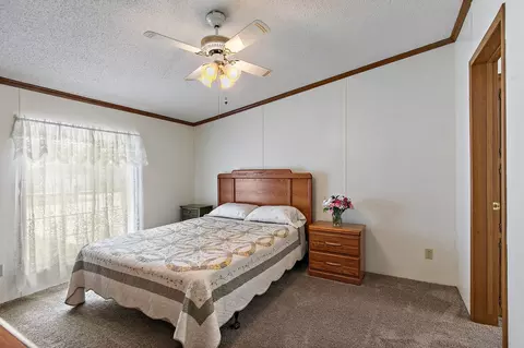 8566 Fig Tree Ln, Roscoe, IL 61073 photo 6