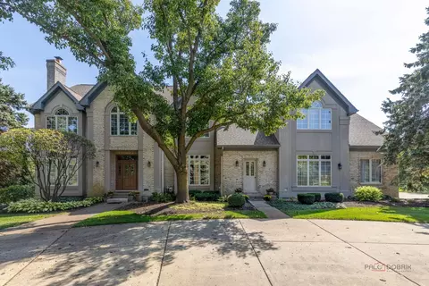 9 Beacon Hill Dr, South Barrington, IL 60010