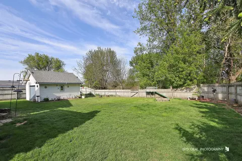 Exterior - 1204 Capri Ter, Mchenry, IL 60050 photo 8 of 10