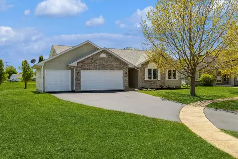 2181 Burnett Dr, Belvidere, IL 61008