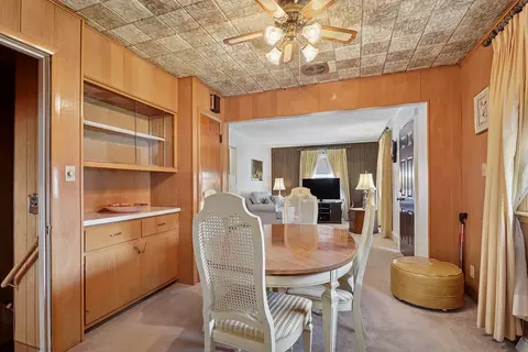 Dining - 3104 Sangamon St, Steger, IL 60475 photo 2 of 2