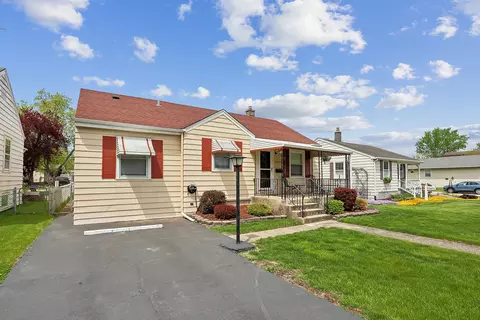 3104 Sangamon St, Steger, IL 60475