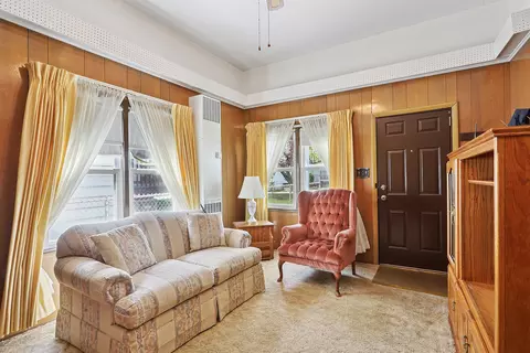 Living - 3104 Sangamon St, Steger, IL 60475 photo 2 of 2