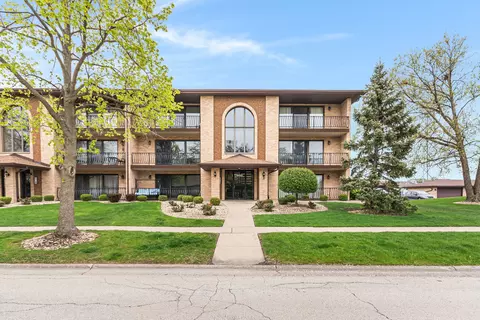 16025 Eagle Ridge Dr #2N, Tinley Park, IL 60477