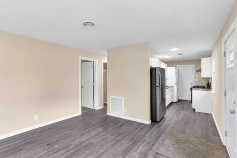 1309 Hedge Rd, Champaign, IL 61821 photo 6