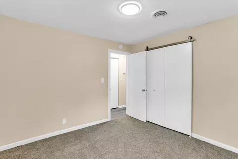 1309 Hedge Rd, Champaign, IL 61821 photo 15