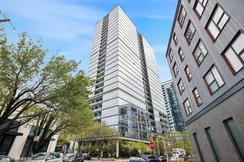 860 W Blackhawk St #1901, Chicago, IL 60642