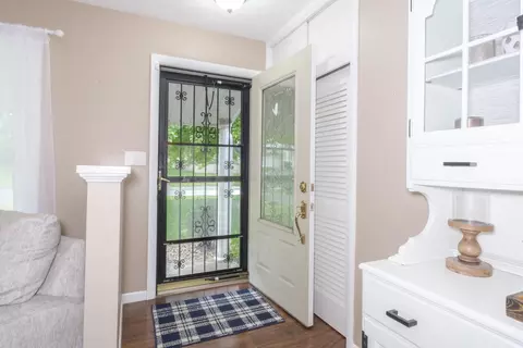 Entry Way - 504 Delmar Ln, Bloomington, IL 61701 photo 1 of 1