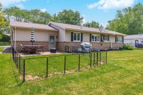 Exterior - 504 Delmar Ln, Bloomington, IL 61701 photo 7 of 11