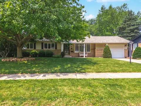 Exterior - 504 Delmar Ln, Bloomington, IL 61701 photo 11 of 11