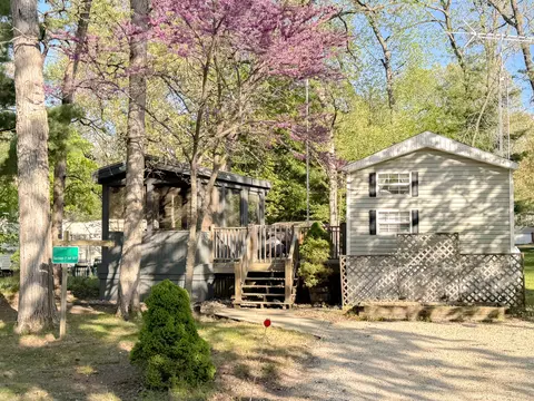 7 167 Woodhaven, Sublette, IL 61367