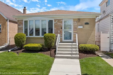 3309 N Ozanam Ave, Chicago, IL 60634