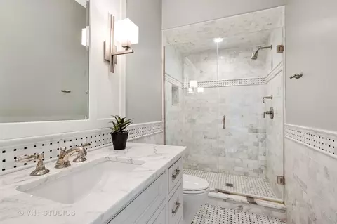 Bath - 509 Washington Ave, Glencoe, IL 60022 photo 5 of 9